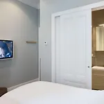 Apartment Park Royal 82 *