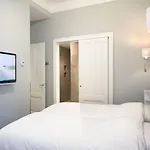 Apartment Park Royal 82 *