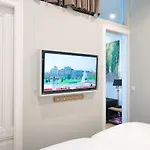Park Royal 82 Apartment *