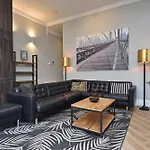 Park Central Royal 82